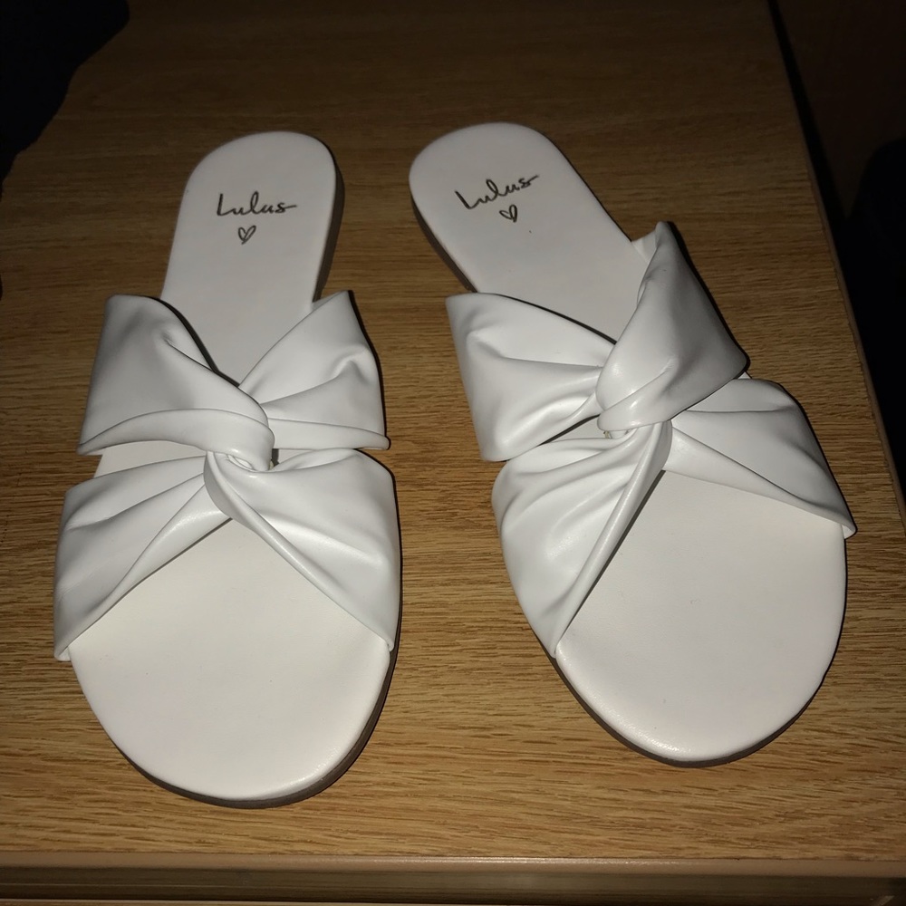 NEW IN BOX White Leather Sandals